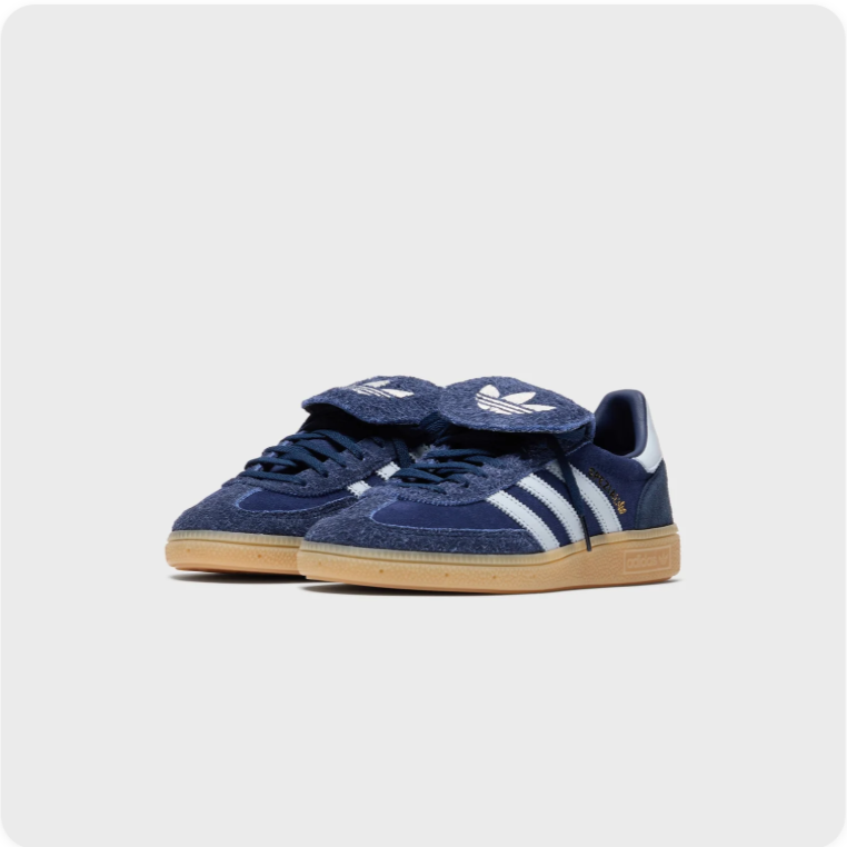 Adidas Low-Top Sneakers – Navy & White with Fold-Over Tongue