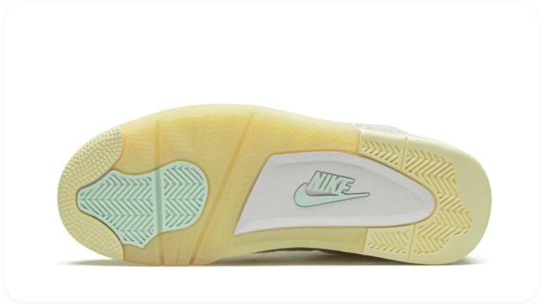 Air Jordan 4 Sneakers – Cream & Sail with "AIR" Detail