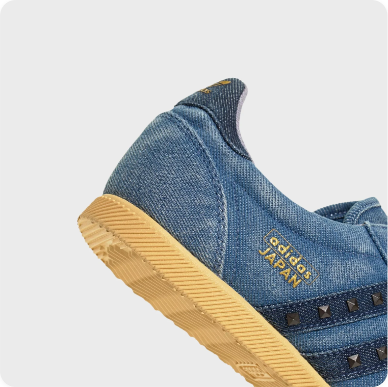 Adidas Low-Top Sneakers – Denim Blue with Dark Stripes & Gum-Colored Sole