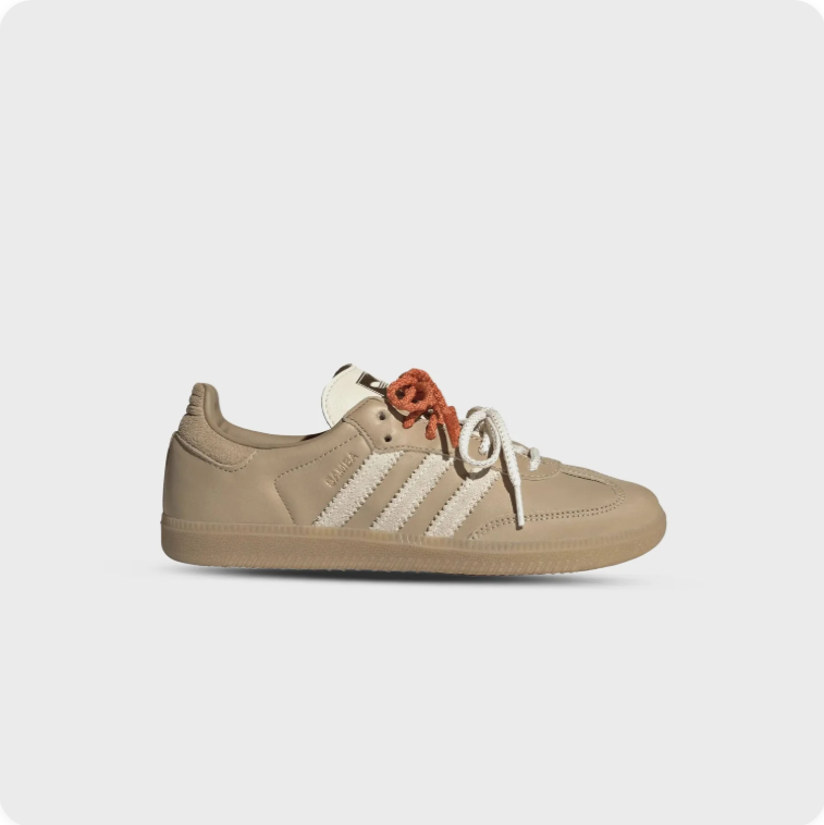 Adidas Low-Top Sneakers – Beige & Cream with Multicolored Laces